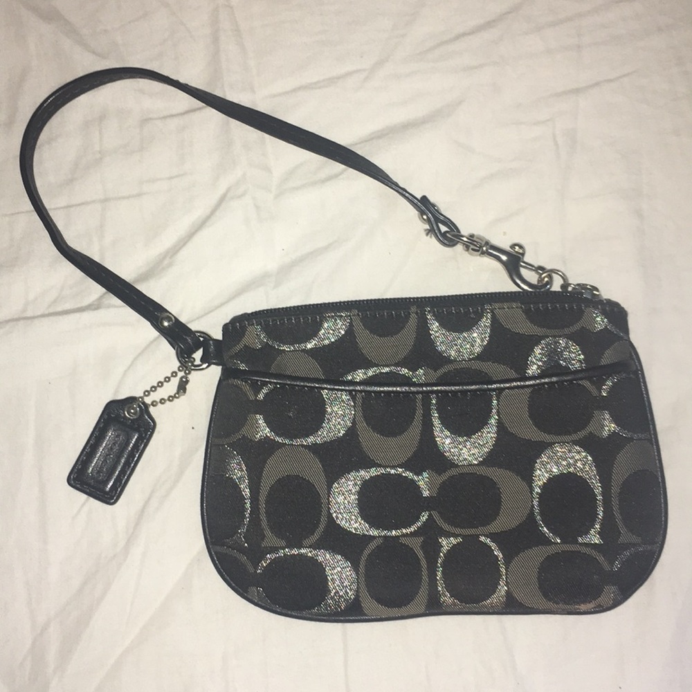 COACH Wristlet!!